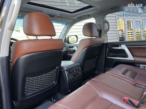 Toyota Land Cruiser 2019 - фото 22