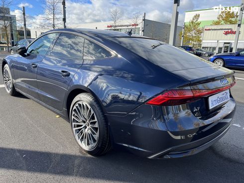 Audi A7 2022 - фото 17