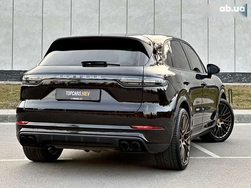 Porsche Cayenne 2019 - фото 14