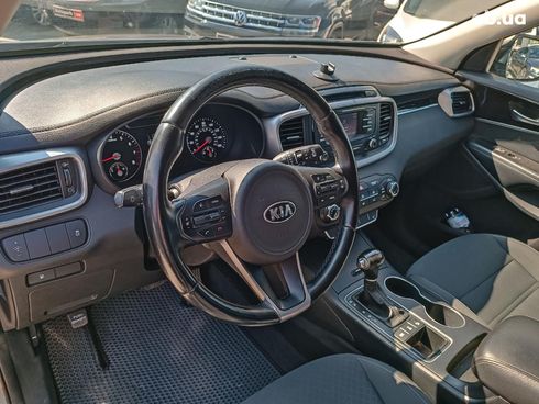 Kia Sorento 2015 серый - фото 24