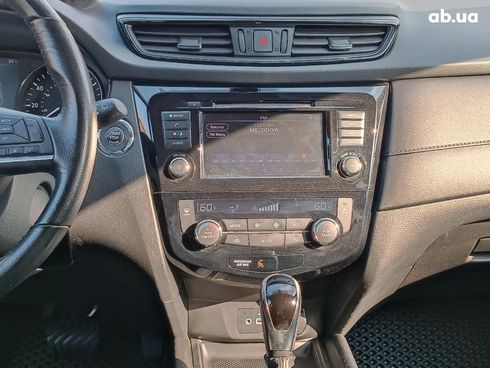 Nissan Rogue 2018 серый - фото 17