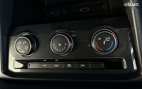 Volkswagen Tiguan 2018 - фото 18