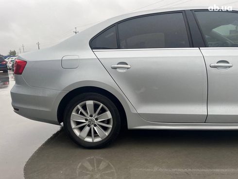 Volkswagen Jetta 2015 серый - фото 13