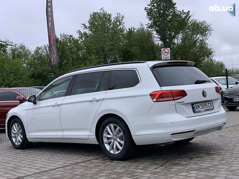 Volkswagen Passat 2017 - фото 18