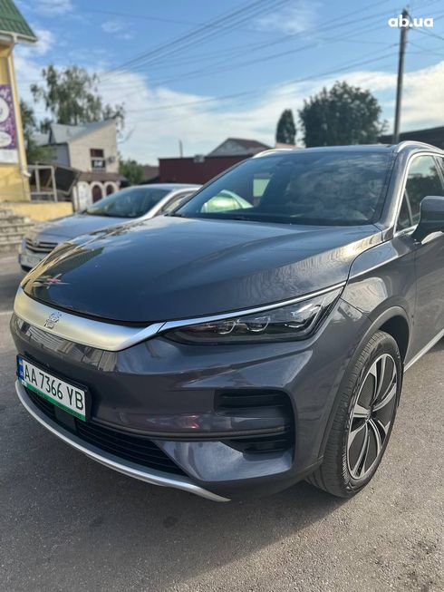 BYD TANG EV 2023 серый - фото 2