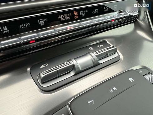 Mercedes-Benz V-Класс 2024 - фото 21