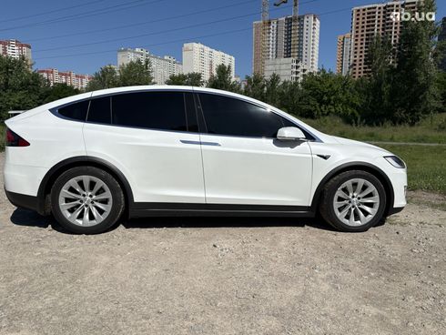 Tesla Model X 2017 белый - фото 2