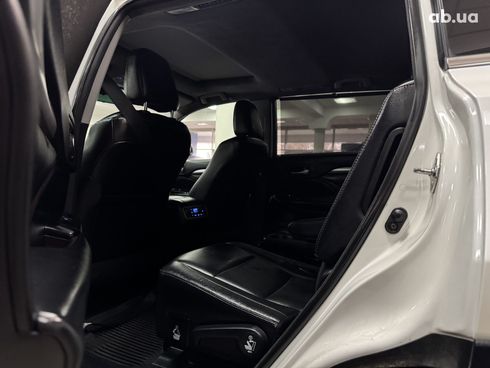 Toyota Highlander 2017 белый - фото 3