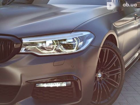 BMW 5 серия 2017 - фото 10