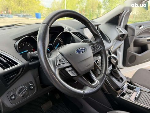 Ford Kuga 2019 - фото 19