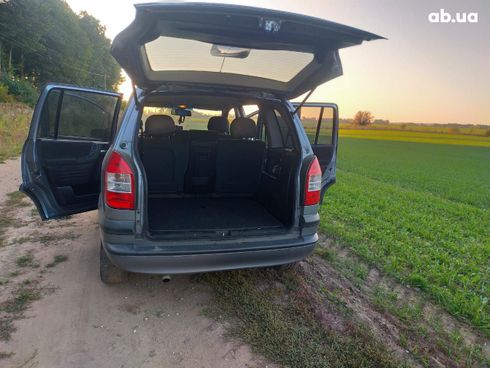 Opel Zafira 2004 серый - фото 14