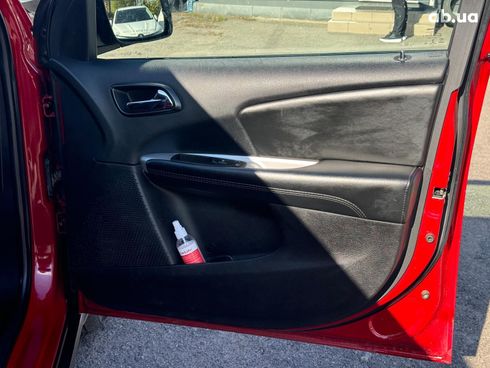 Dodge Journey 2018 красный - фото 26