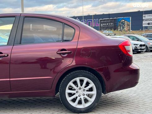 Suzuki SX4 2010 красный - фото 4