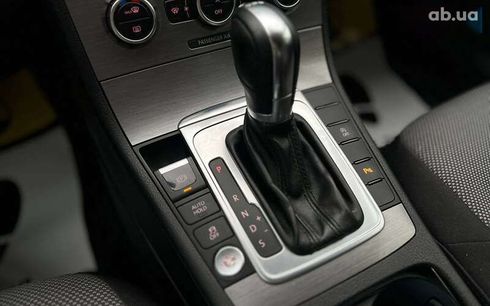 Volkswagen Passat 2014 - фото 17