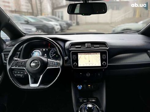 Nissan Leaf 2019 - фото 17