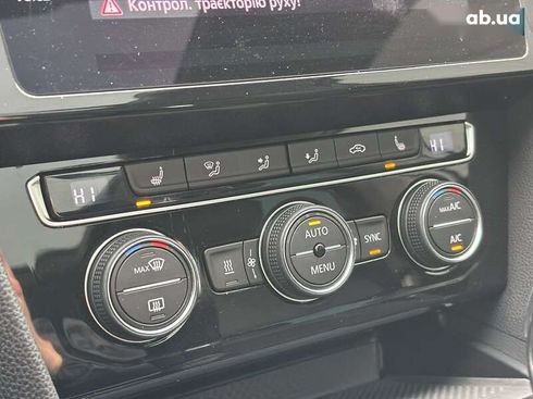 Volkswagen Passat 2020 - фото 24