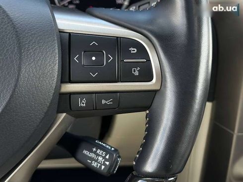 Lexus GX 2020 - фото 25