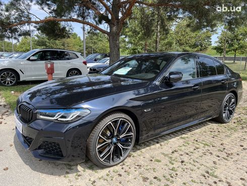 BMW 5 серия 2023 - фото 21