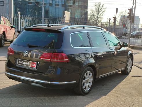 Volkswagen Passat 2011 коричневый - фото 9
