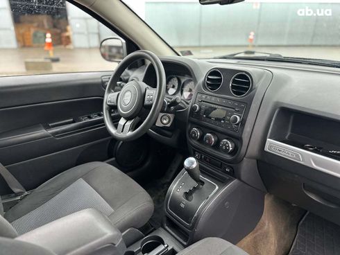 Jeep Compass 2016 серый - фото 29