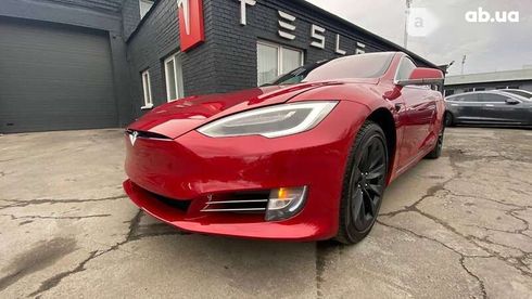 Tesla Model S 2019 - фото 6