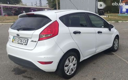 Ford Fiesta 2012 - фото 7