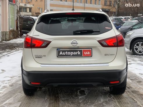 Nissan Rogue 2018 белый - фото 6