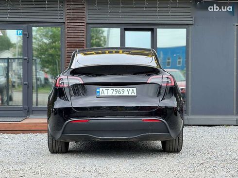 Tesla Model Y 2021 - фото 13