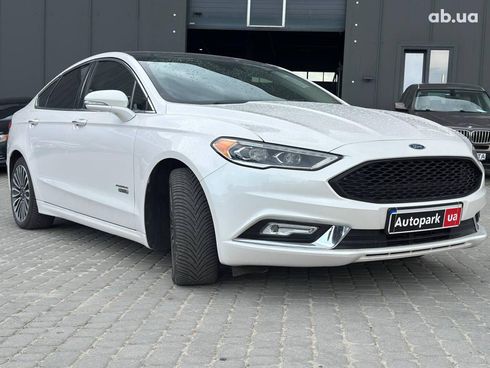 Ford Fusion 2017 белый - фото 13