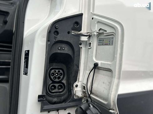 Volkswagen Crafter 2018 - фото 30