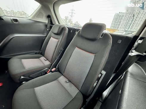 Ford S-Max 2012 - фото 13