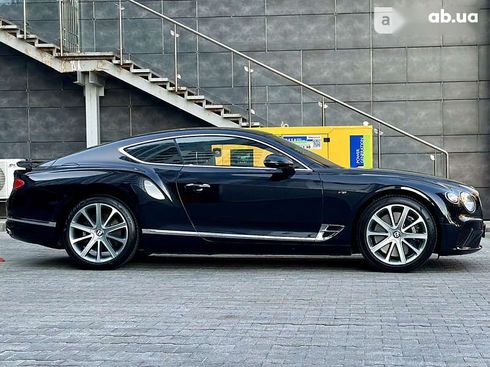 Bentley Continental GT 2020 - фото 18