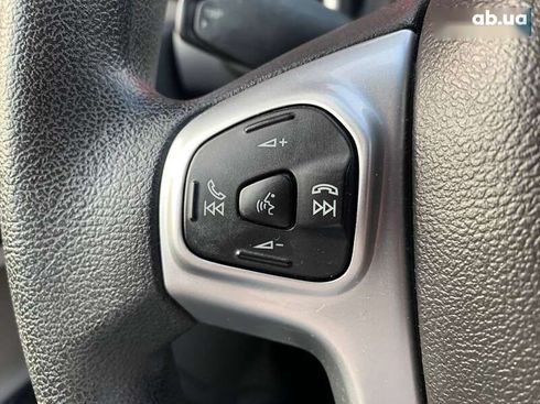 Ford Fiesta 2018 - фото 26