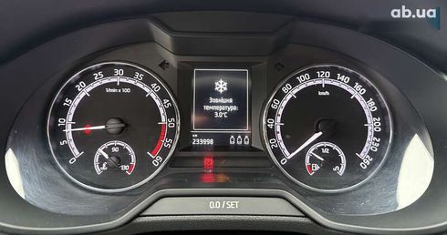 Skoda Octavia 2019 - фото 22