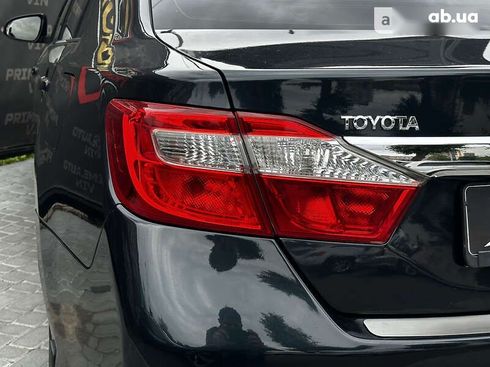 Toyota Camry 2012 - фото 25