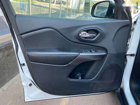 Jeep Cherokee 2018 - фото 21