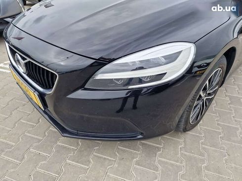 Volvo V40 2018 - фото 3