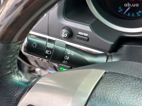 Toyota Land Cruiser 2008 серый - фото 55