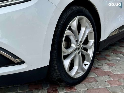 Renault Scenic 2017 - фото 14