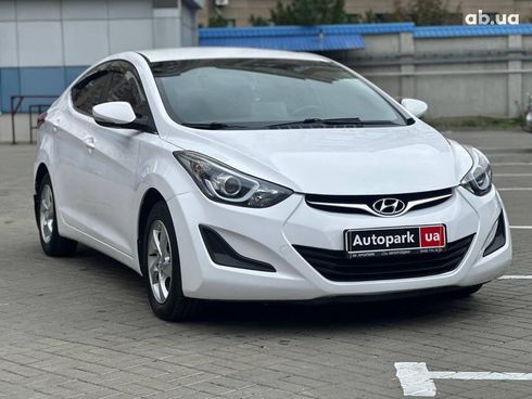Hyundai Avante 2014 белый - фото 3