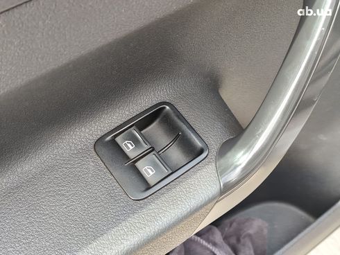 Volkswagen Caddy 2013 серый - фото 16