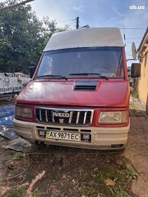 IVECO Daily 1999 красный - фото 9