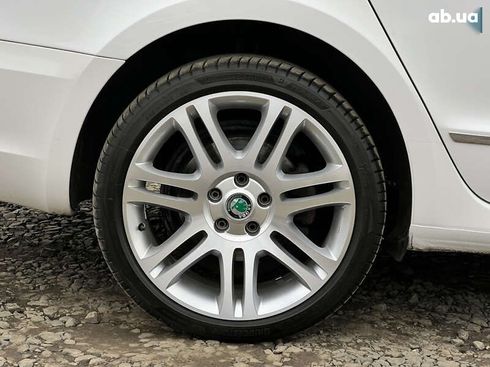 Skoda Superb 2012 - фото 18