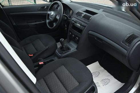 Skoda Octavia 2011 - фото 27