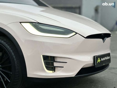 Tesla Model X 2016 - фото 9