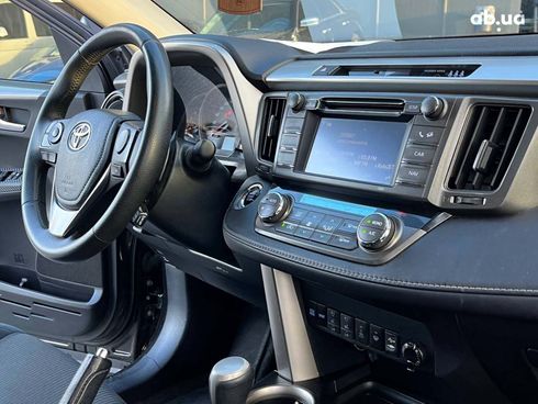 Toyota RAV4 2014 коричневый - фото 12