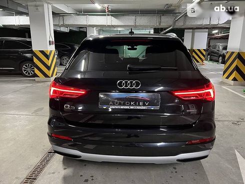 Audi Q3 2019 - фото 10