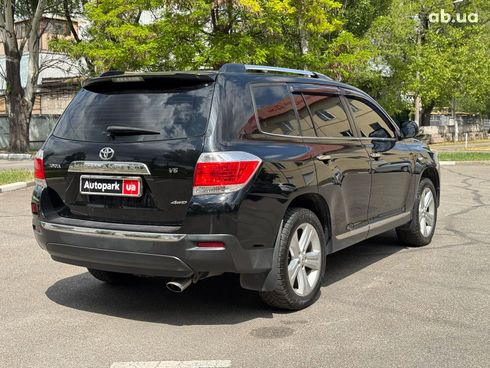 Toyota Highlander 2010 черный - фото 10