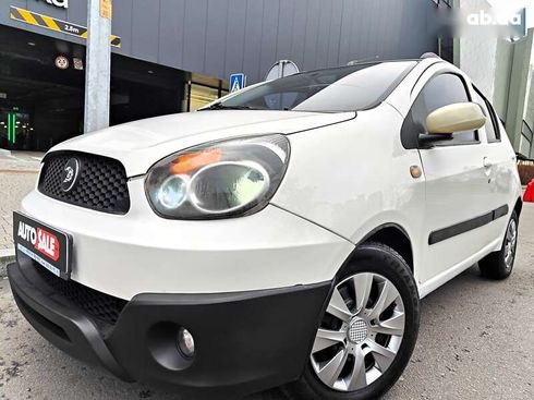 Geely GX-2 2013 - фото 3