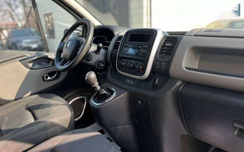 Renault Trafic 2018 - фото 19